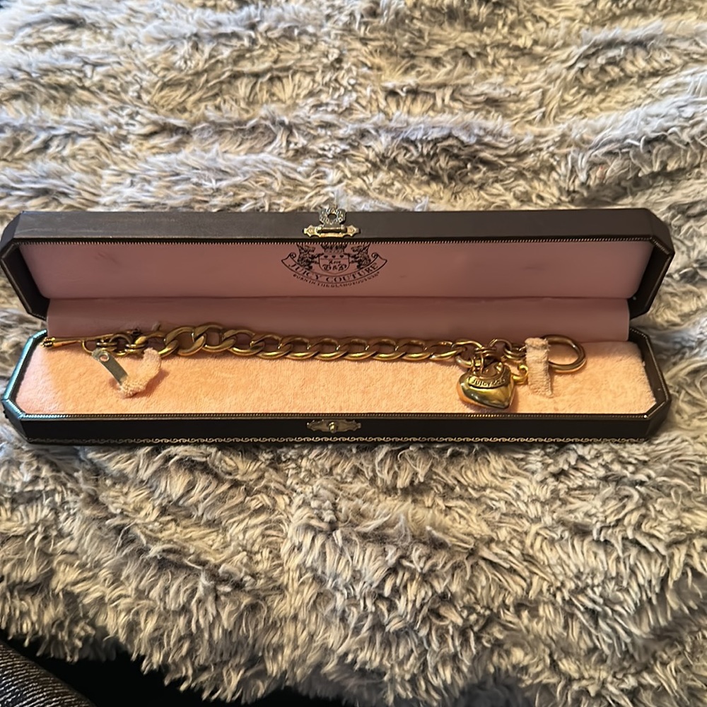 Juicy couture toggle bracelet